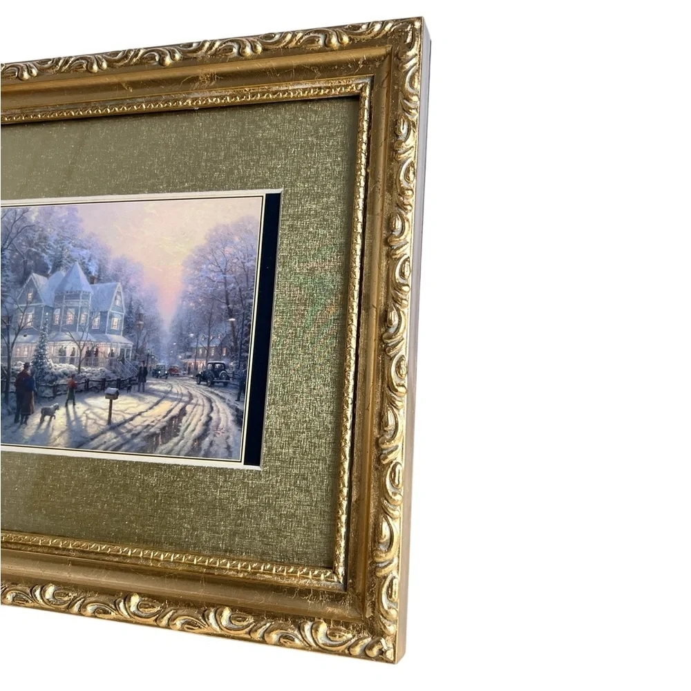 Thomas Kinkade A Holiday Gathering Artwork‎ in Gold Frame
